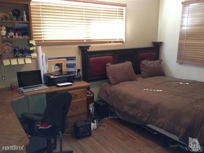 Foto del edificio - 4 br, 3 bath House - 828 Old Farm Rd