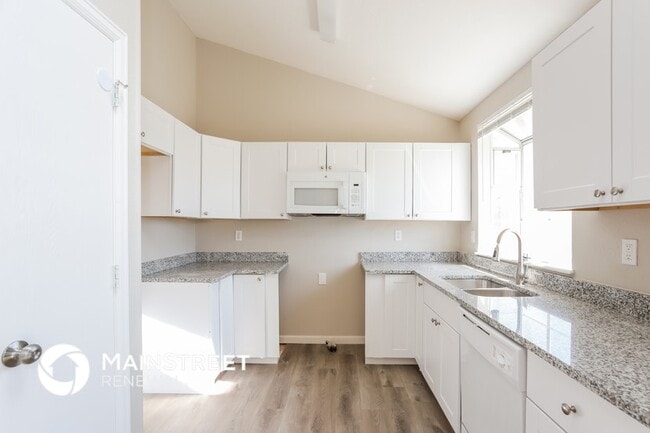 Foto del edificio - 8719 Aspen Ct
