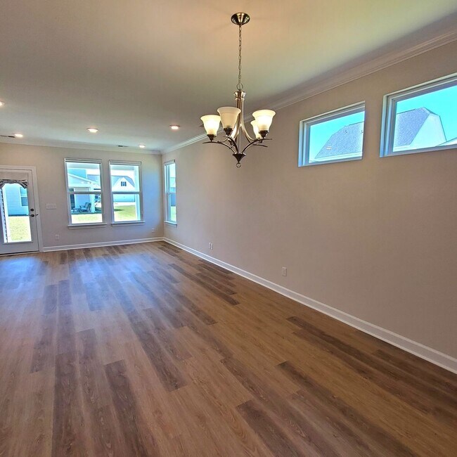 Foto del edificio - 617 Cascade Lp