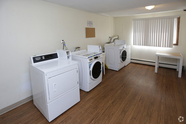 Laundry Rooms - Wheelock Parkway Apartments