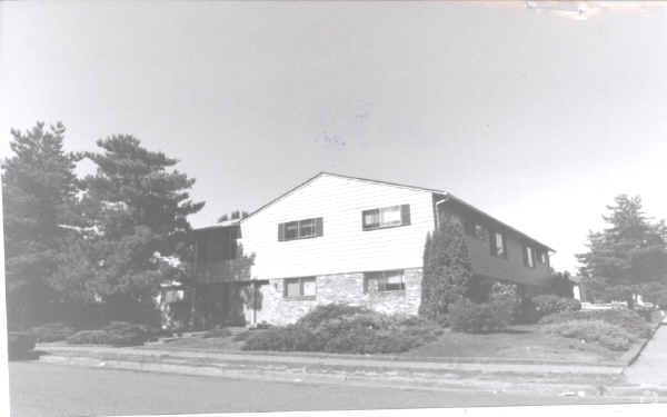 Building Photo - The Brittany