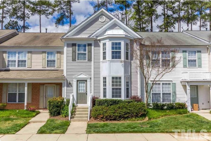 Primary Photo - 105 Parklane Dr