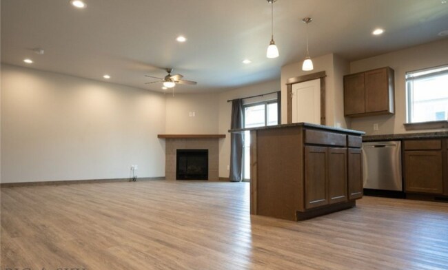 Foto del edificio - 1311 Fozzie Ln
