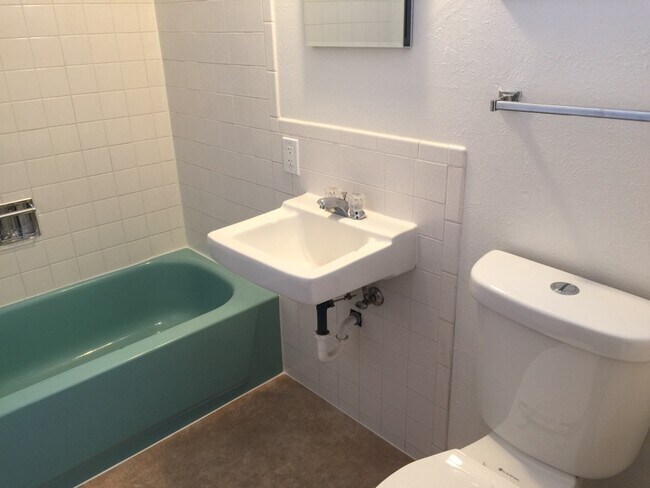 Foto del edificio - 1213 Francis St