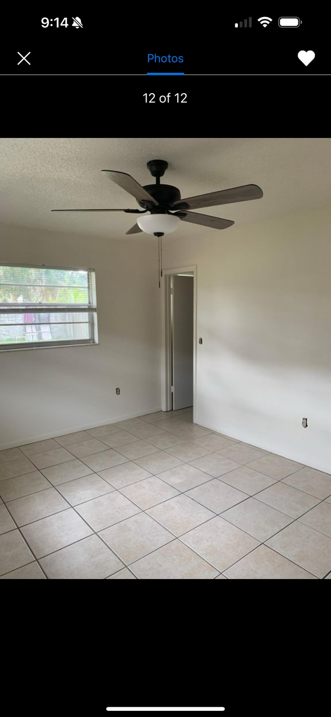 Building Photo - 864 E Church Ave