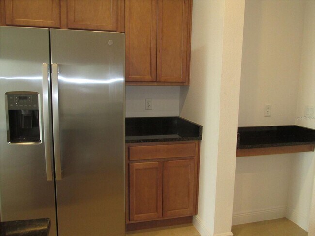 Foto del edificio - 4900 Golden Zenith Wy