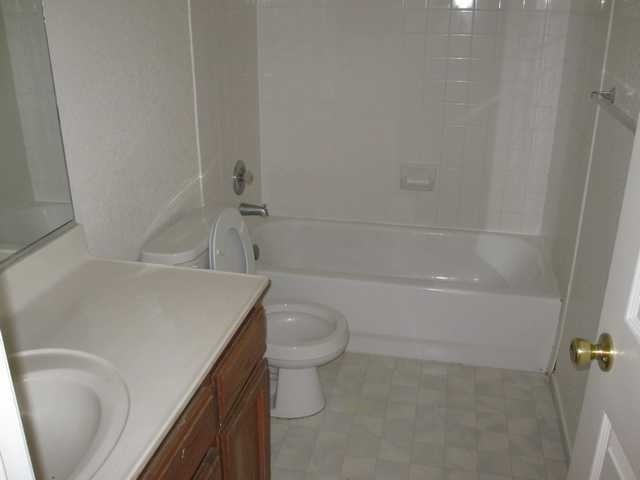 Building Photo - 1275 Payne Way