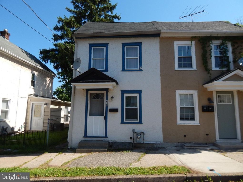 Outside - 417 Lincoln Ave