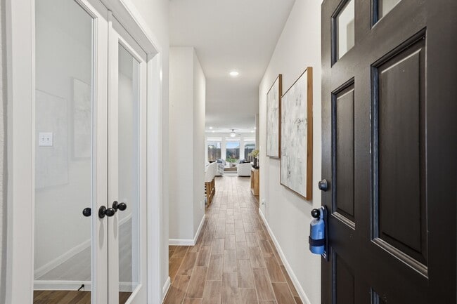 Building Photo - 2626 Lemonwood Ln