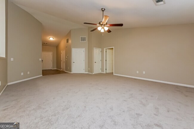 Foto del edificio - 7054 Merrywood Dr