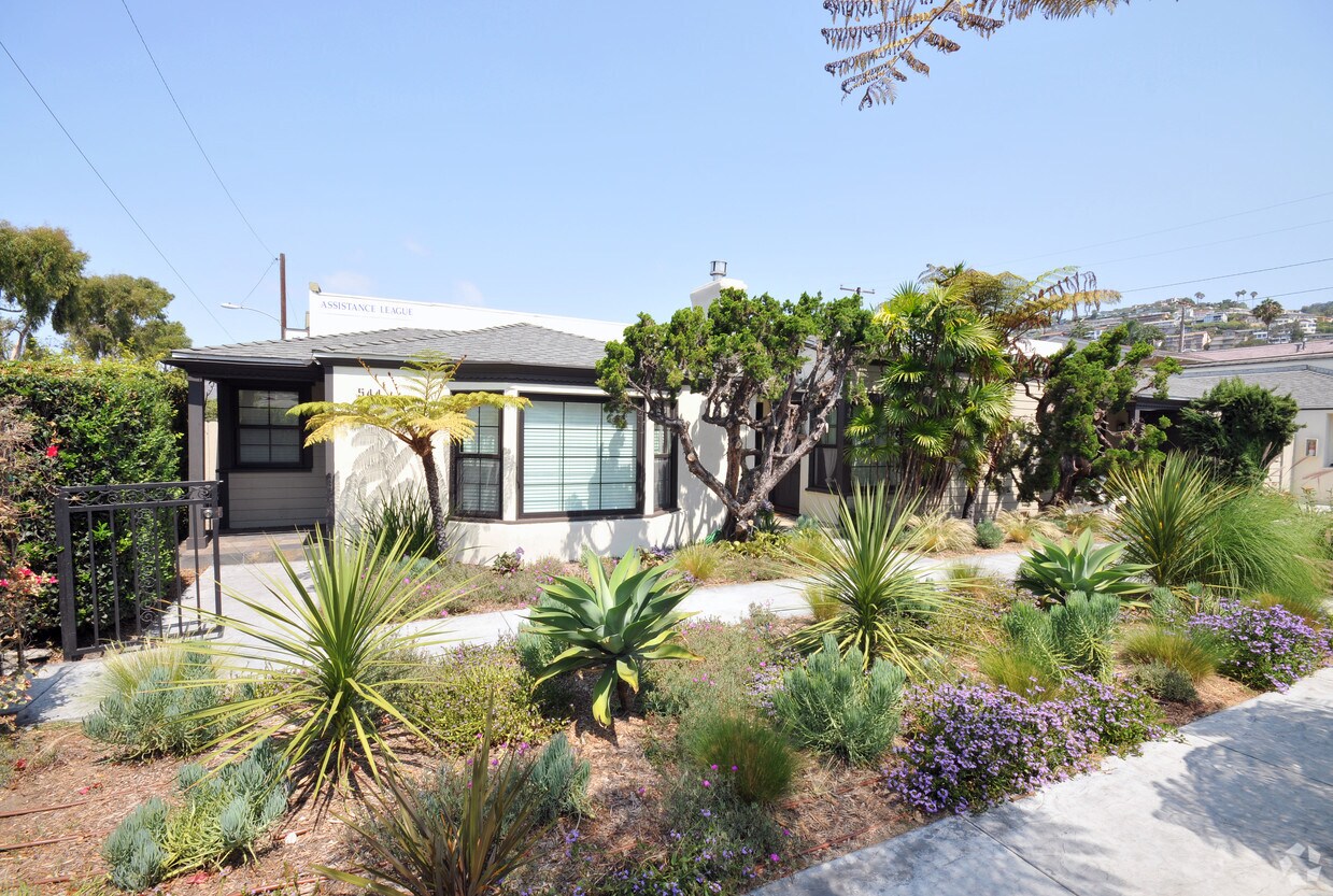 544560 Glenneyre St, Laguna Beach, CA 92651 544560 Glenneyre St Laguna Beach, CA
