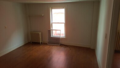 Building Photo - 108 Fayette St