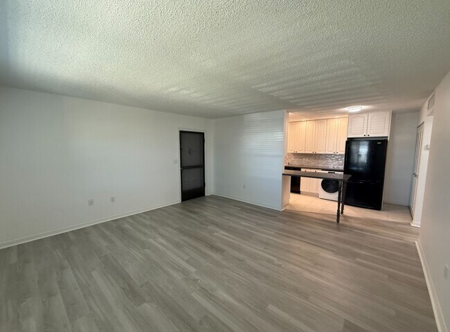 Foto del edificio - 5800 Hollywood Blvd