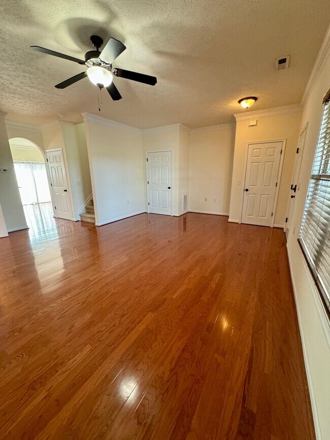 Foto del edificio - 31 Cantermill Ln