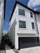 Building Photo - 1417 Kramer Ln