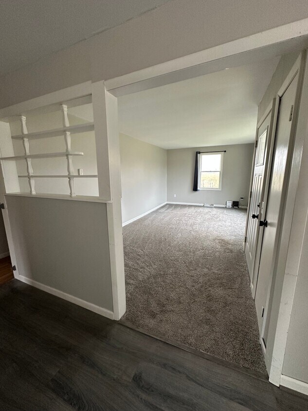 Foto del edificio - 8759 Stanton St