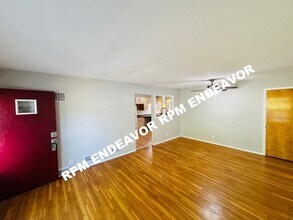 Building Photo - 10406 Hobkirk Dr