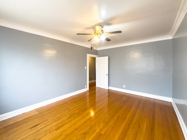 Foto del edificio - 8305 S Ashland Ave