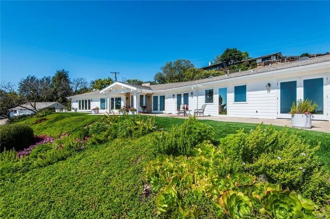 Building Photo - 16 Cinchring Road Rolling Hills CA 90274