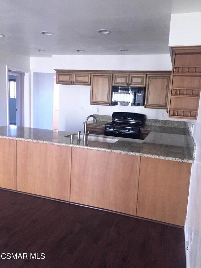 Building Photo - 4156 Lake Harbor Ln