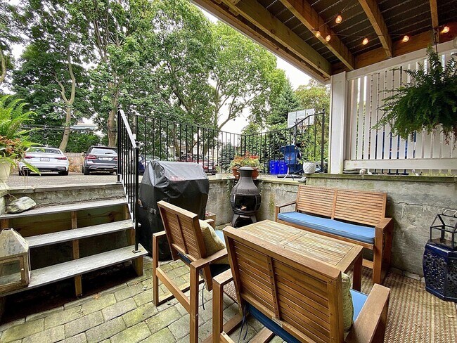 Foto del edificio - 726 E 3rd St
