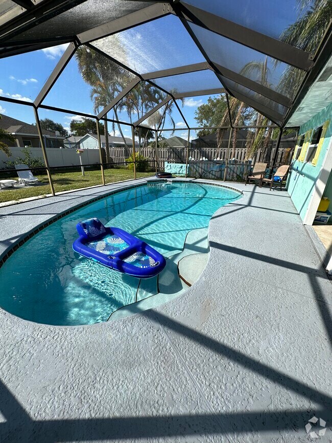 Apartments for Rent in 34953