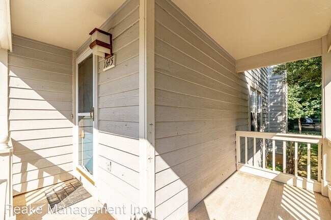 Building Photo - 3 br, 2.5 bath House - 1645 Oak Spring Way