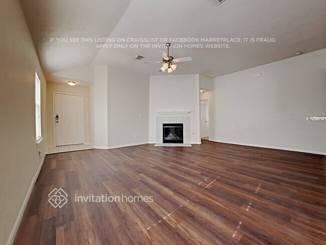 Foto del edificio - 1014 Redcrest Springs Ct