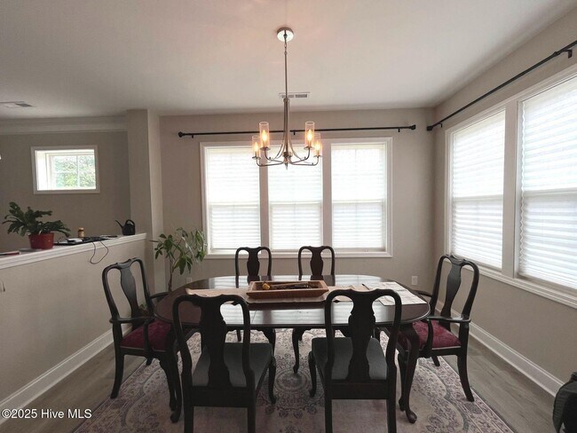 Foto del edificio - 60 Brownstone Ln