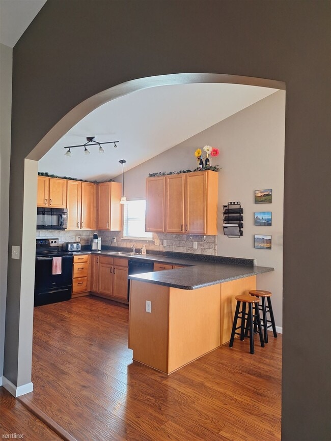 Building Photo - 3 br, 2 bath House - 1120 Duxbury Lane