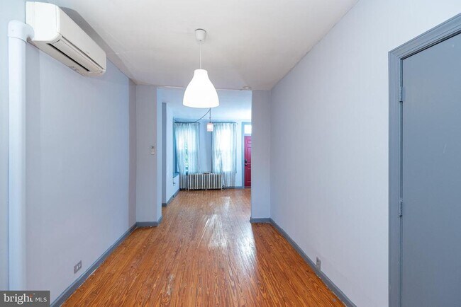 Foto del edificio - 1513 E Montgomery Ave