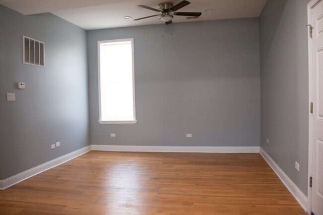 Foto del edificio - 3410 W 24th St