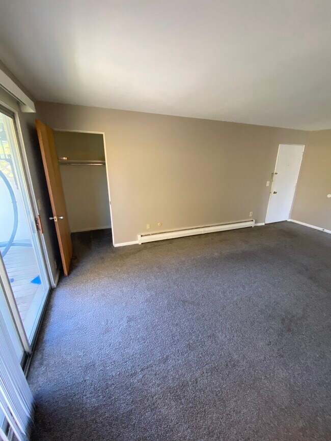 Other end of living room - 2111 Weiss St