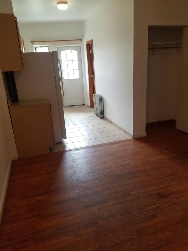 Foto del edificio - 104 Kingsland Ave