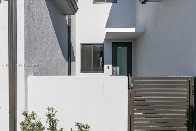 Foto del edificio - 8321 SW 121st Terrace