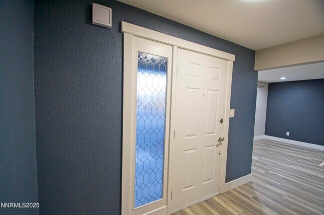 Building Photo - 489 Penny Way