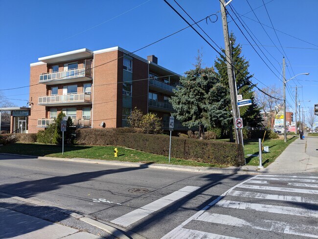 Building Photo - Beautiful 3 bedroom unit for rent