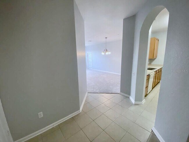 Building Photo - 2484 San Tecla St