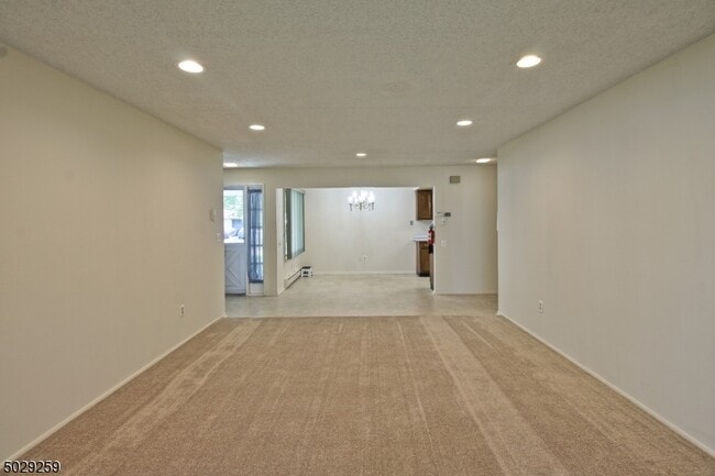 Building Photo - 137 Cistus Plaza
