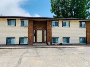 Building Photo - 4950 Basswood Dr