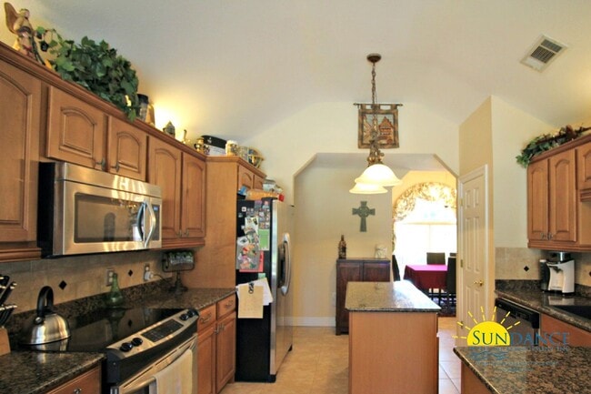 Building Photo - Beautiful 3 Bedroom Home in Mary Esther