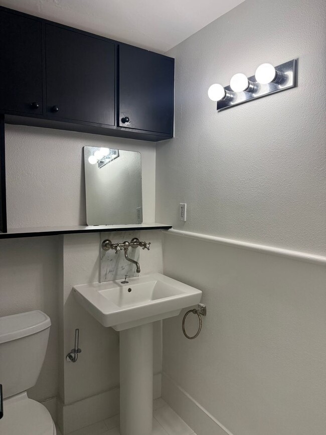 Interior Photo - The Flat at DTLA