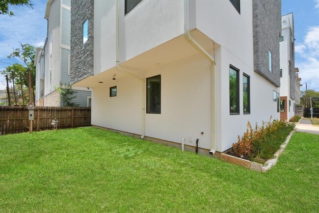 Foto del edificio - 1414 Wheeler Ave