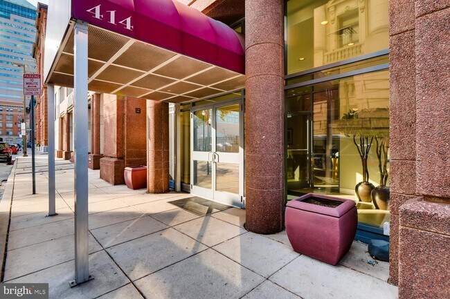 Entrance - 414 Water St