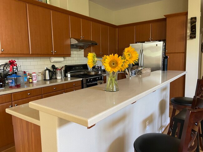 Building Photo - 931 Curlew Ln