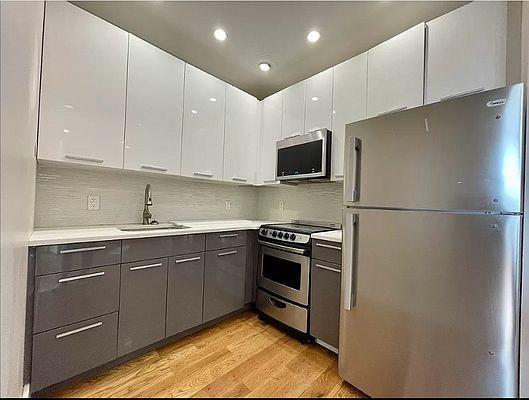 Building Photo - 2 bedroom in Bronx NY 10452