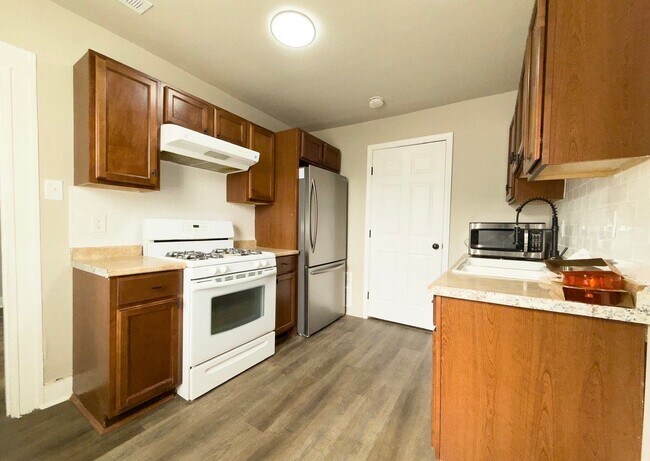 Foto del edificio - 123 Walnut Ave