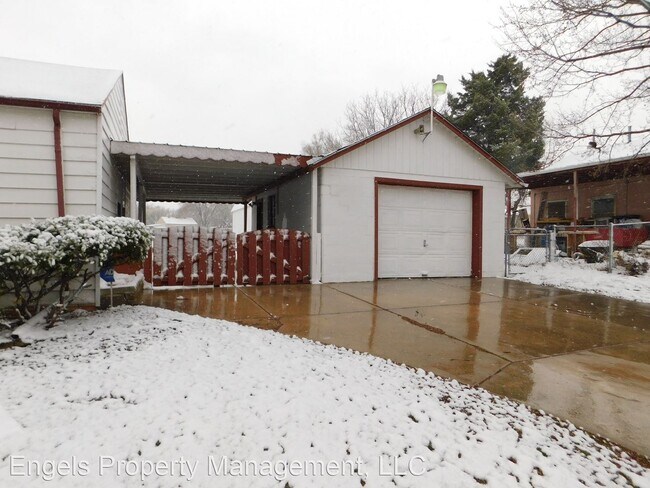 Building Photo - 4 br, 2 bath House - 3455 E Sunnybrook Ln