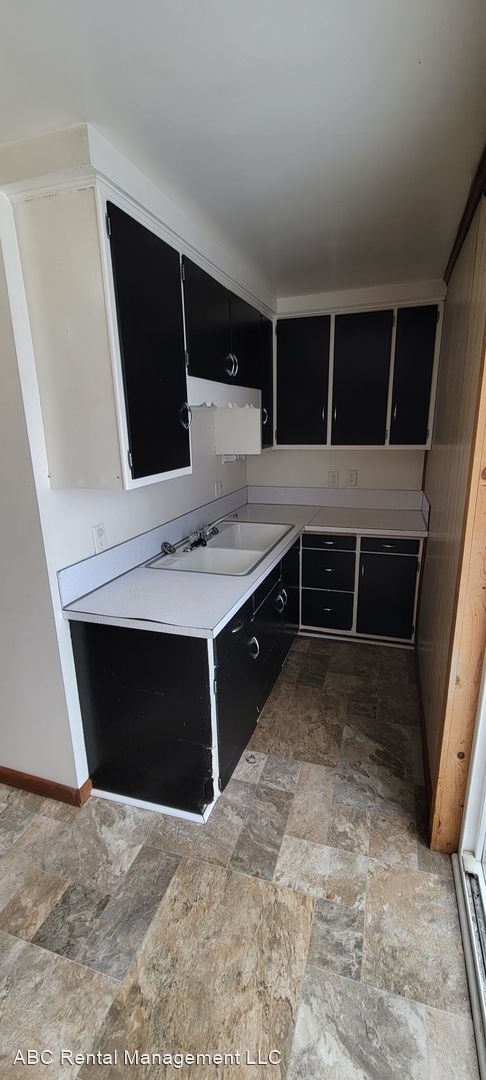 Foto del edificio - 2 br, 1 bath House - 1417 N Superior St