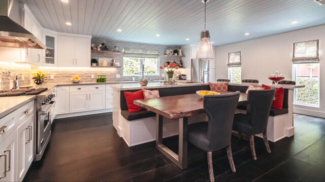 Gourmet Chef kitchen - 3310 Oak Glen Dr
